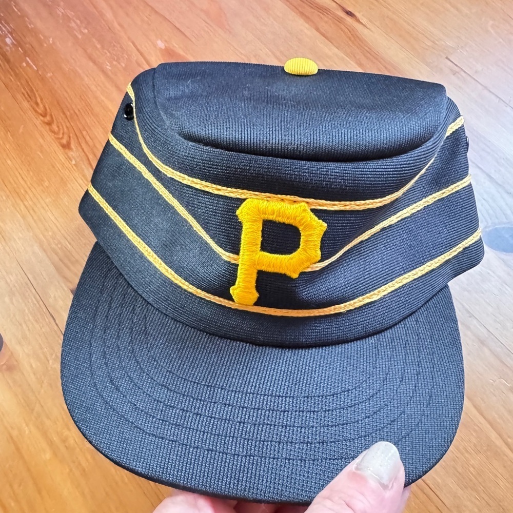 Vintage Pittsburgh pirates hat